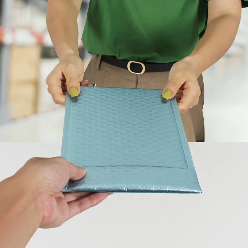 Self Sealing Shipping Mailing Color Metallic Bubble Padded Mailer Bags