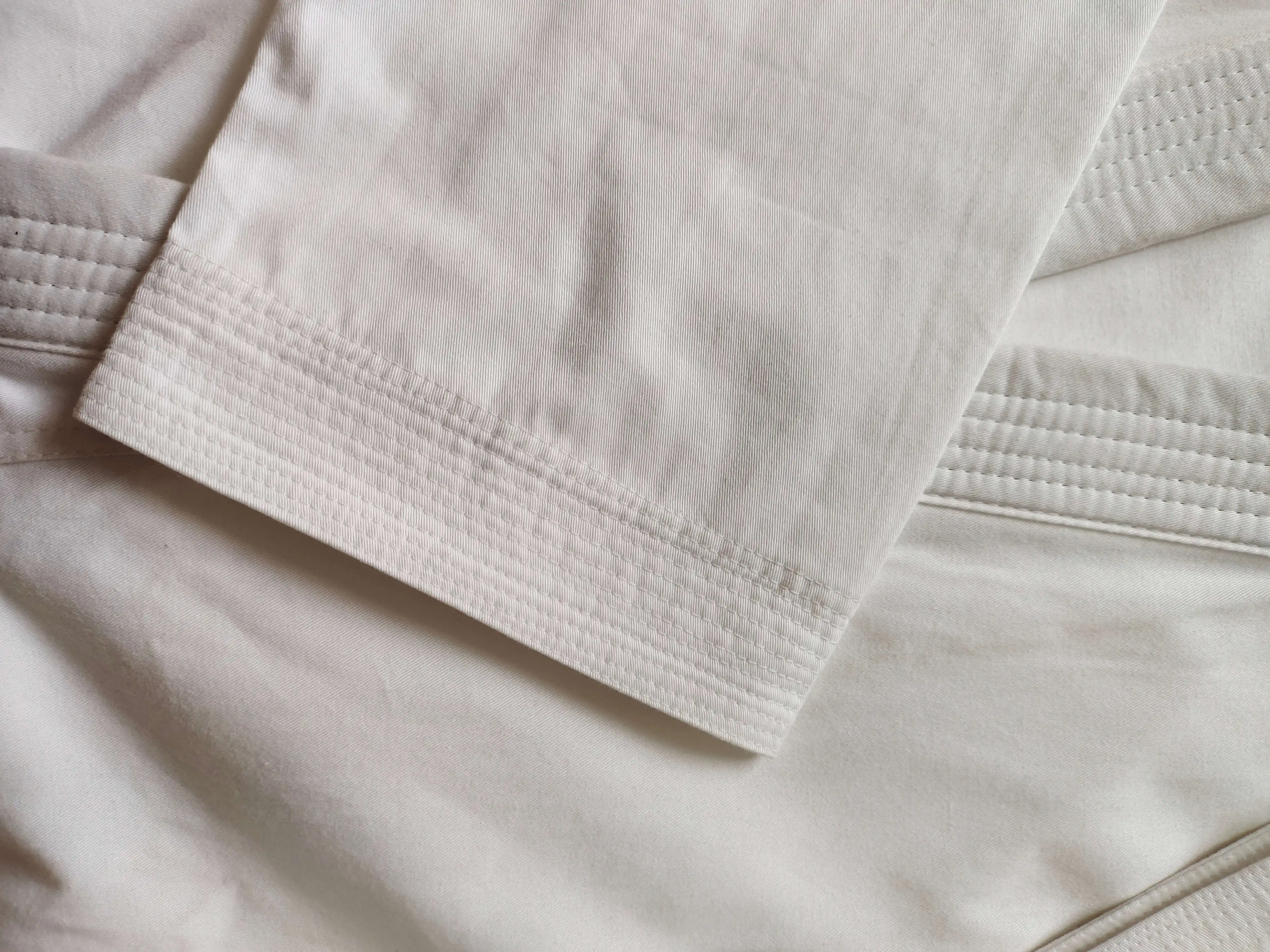 Образец бесплатная доставка одежда для каратэ Woosung wkf с вышивкой на заказ униформа arawaza gi продажи