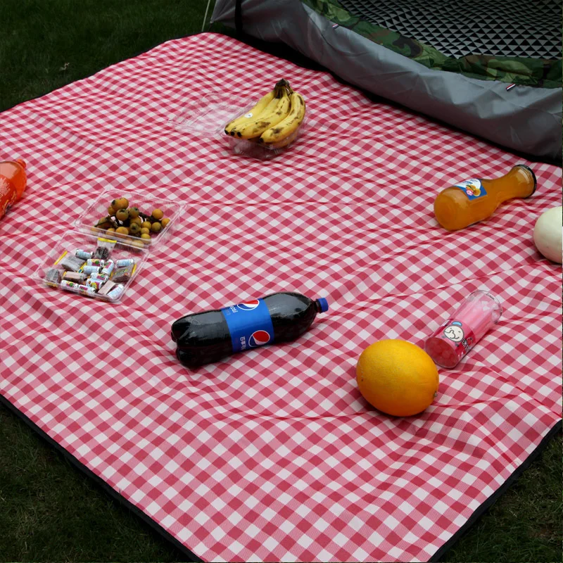 Factory Direct High Quality Polyester Wholesale Foldable Portable Extra Large Striped Waterproof Outdoor Picnic Mat Blanket