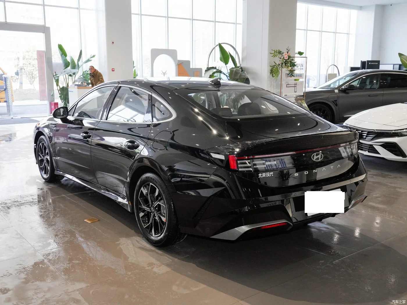 Lowest priced Hot sale sedan Adult Auto Gasoline Fuel vehicle new cars for H yundai sonata 2024 1.5T air deposit  New cars