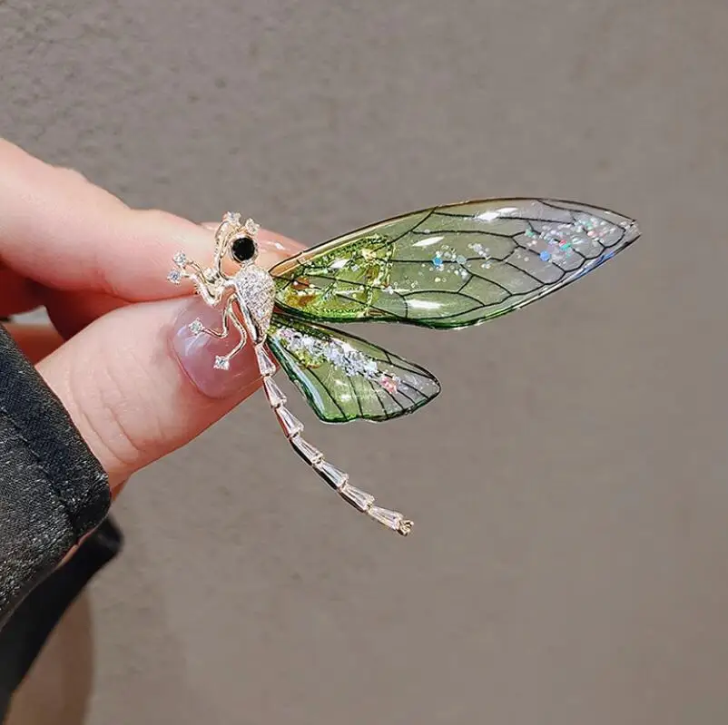Fashion Luxury Shining Transparent Hot Sell Animal Women Girls Ladies Beautiful Dragonfly Brooch For Women Girls High Quality