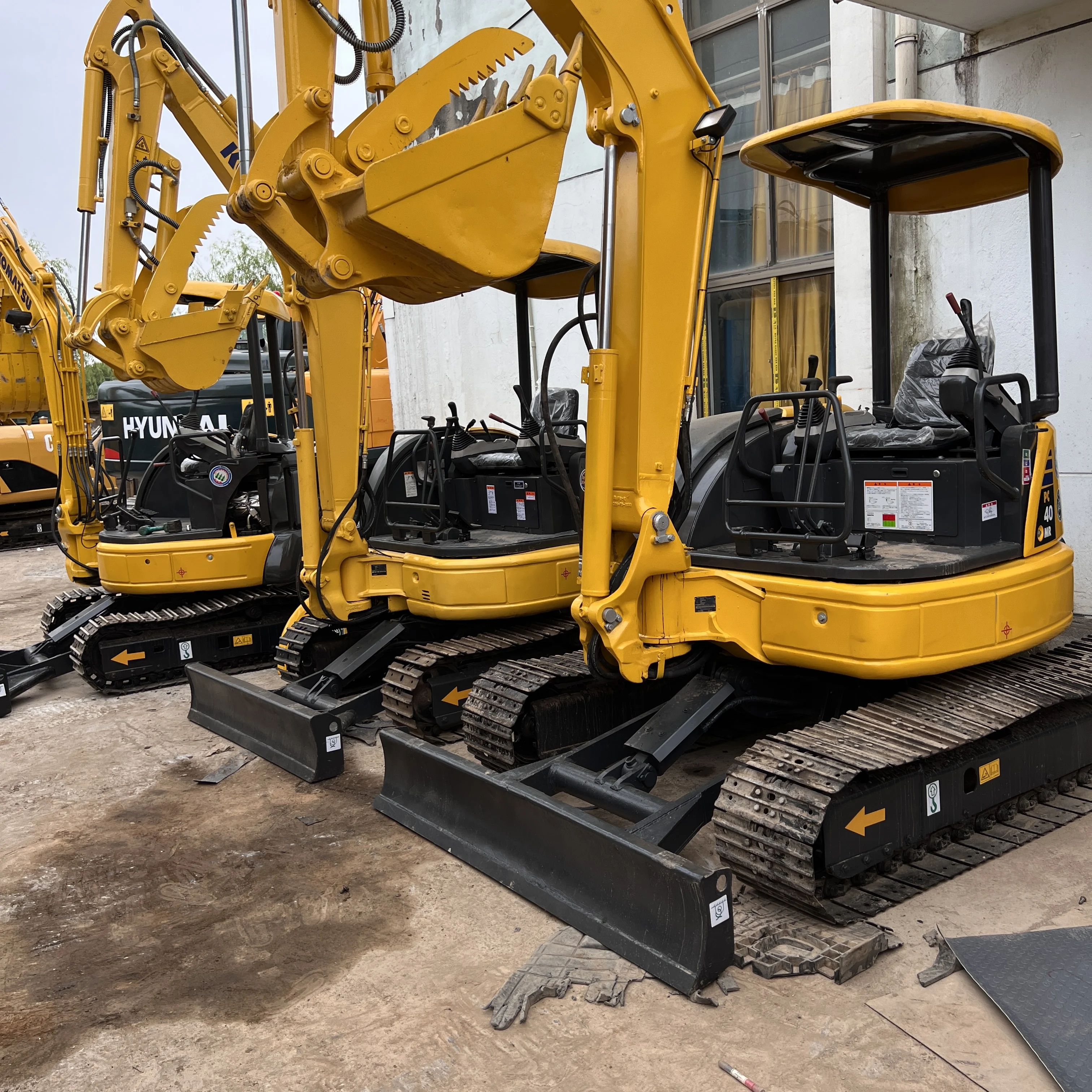 used Mini Excavator Komatsu PC55mr PC35mr PC40 PC50 best quality earth-moving machinery in good condition