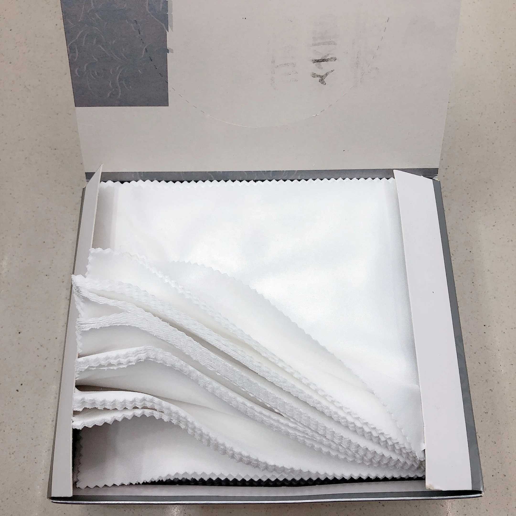 South Korea Packing White Colors Economy Sunglasses Screen Eyewear Accessories Microfiber Cleaner Cloth Cleaning Glasses Tissue