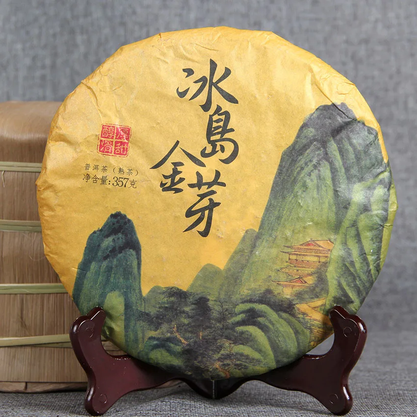 Wholesales shu puer tea cake iceland golden buds fermented Yunnna puerh cha bing 357 gram bing cha