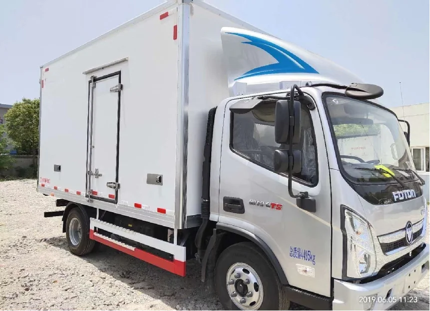 
Hot sale best quality Foton ollin 5.2 m refrigerated refrigerator cold chain cars transport vehicle truck 
