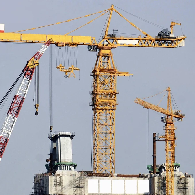 QTZ6510 tower crane with span of 60m operates efficiently and has high cost performance