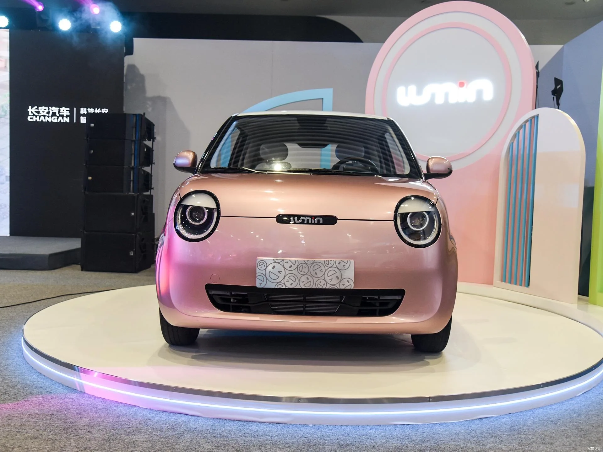 2022 самый популярный китайский автомобиль Changan Lumin Mini Новый энергетический дальности 155 км Smart высокоскоростной