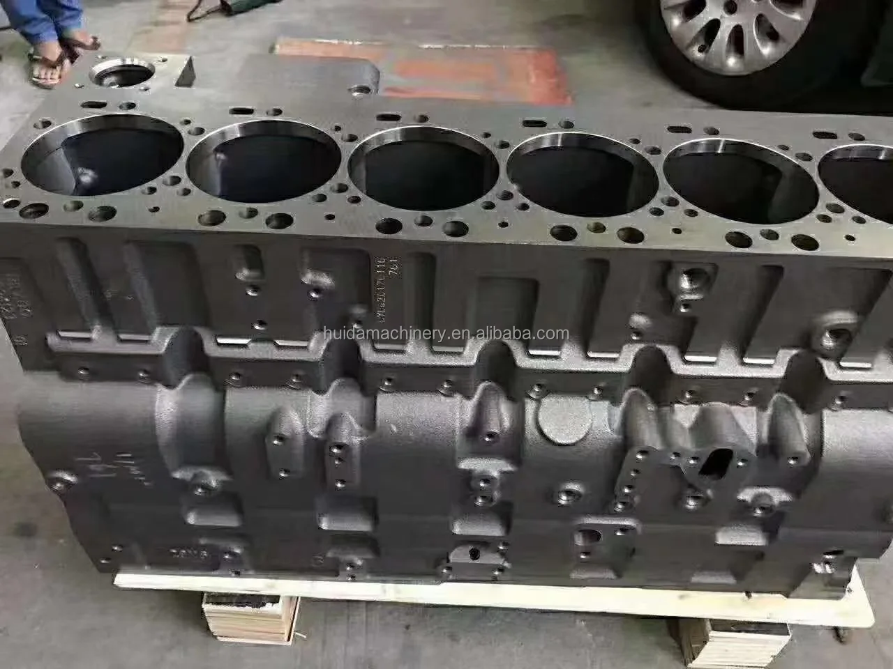 High quality WA500-6 Loader SAA6D140E-5 Engine Cylinder Block 6261-21-1100 For HM400 Truck