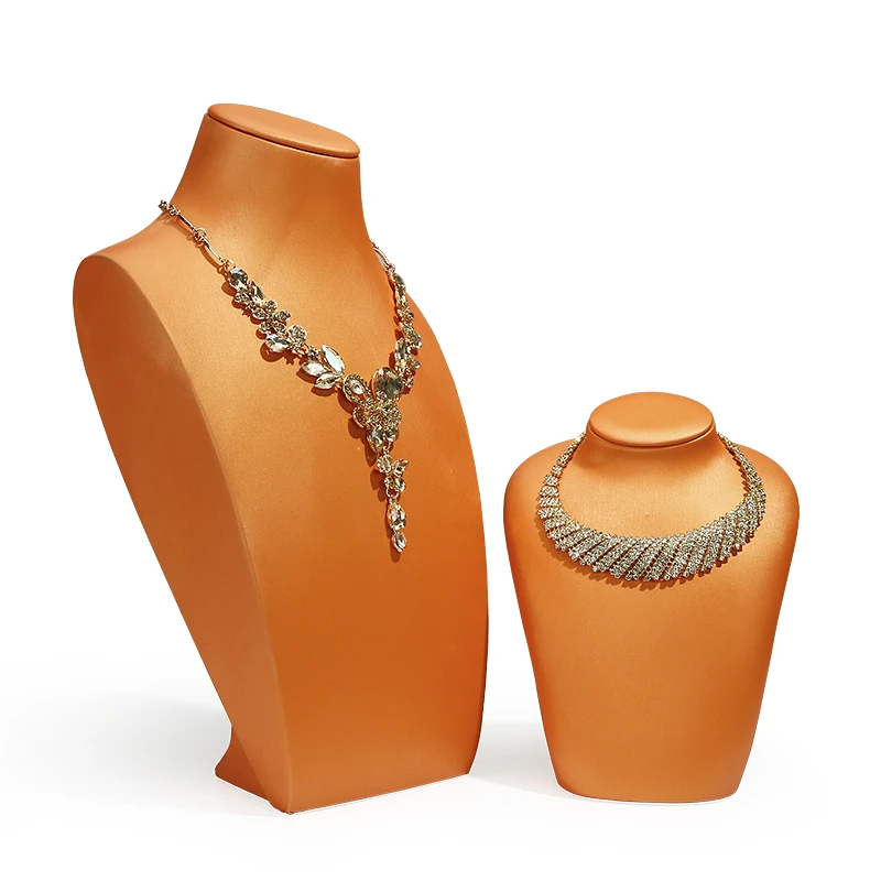 New products New products luxury charm design cabinet window necklace jewelry display rack