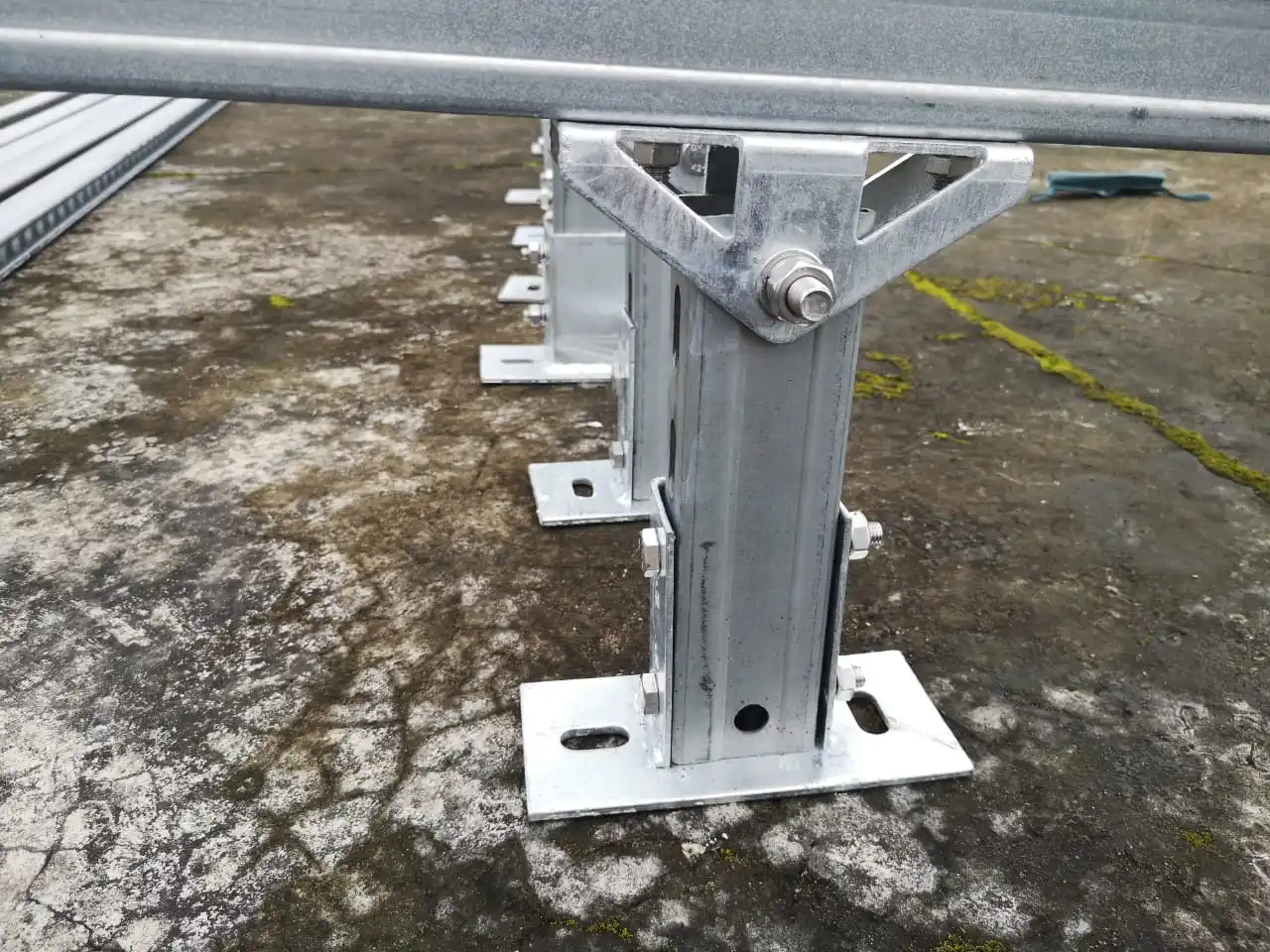 CS-31 Ground Anchor Brackets Solar Power Mounting System U Shaped Steel Bracket