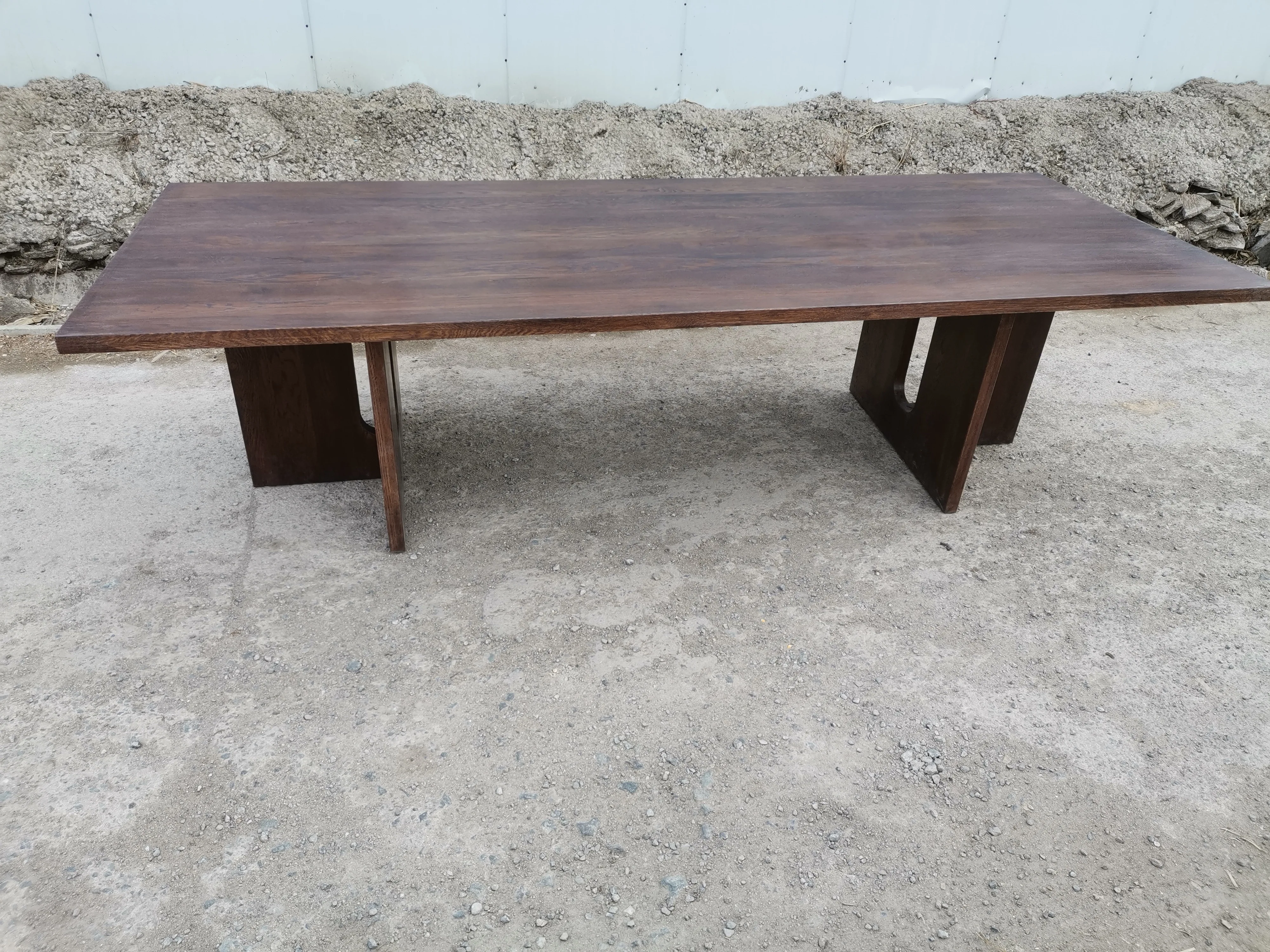 Hot Selling Full Stave Solid Wood Furniture Dark Stained Antique Oak Dining Table