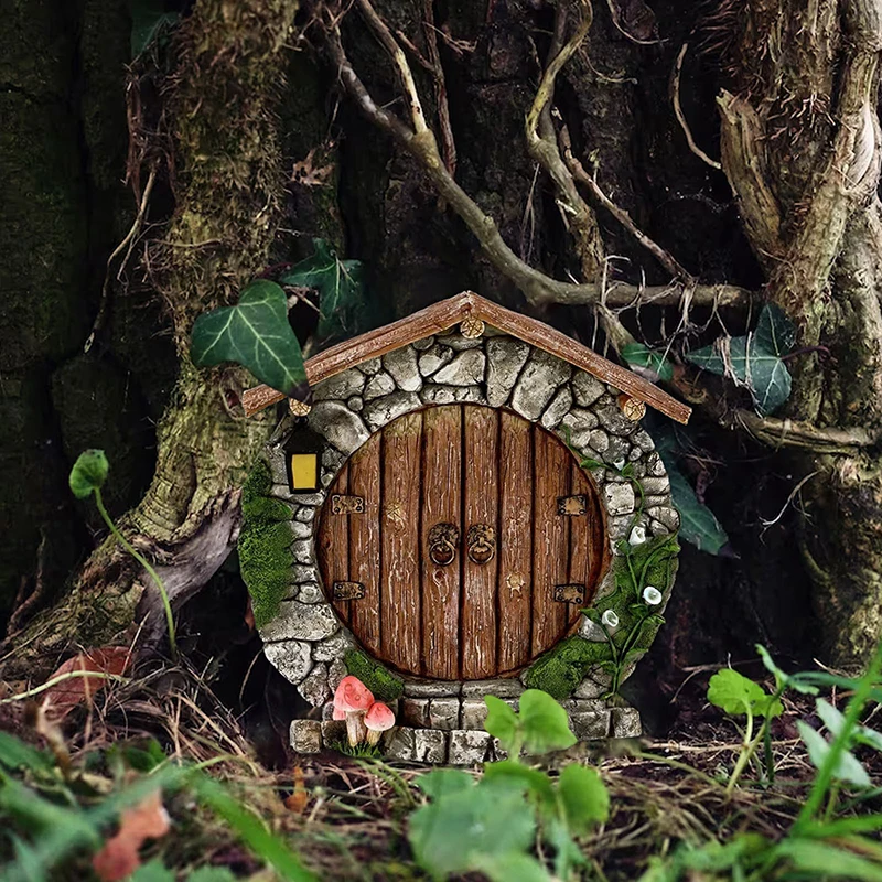 Wholesale Miniature Fairy Garden House Figurines Hand Painted Wooden Garden Statues decoration