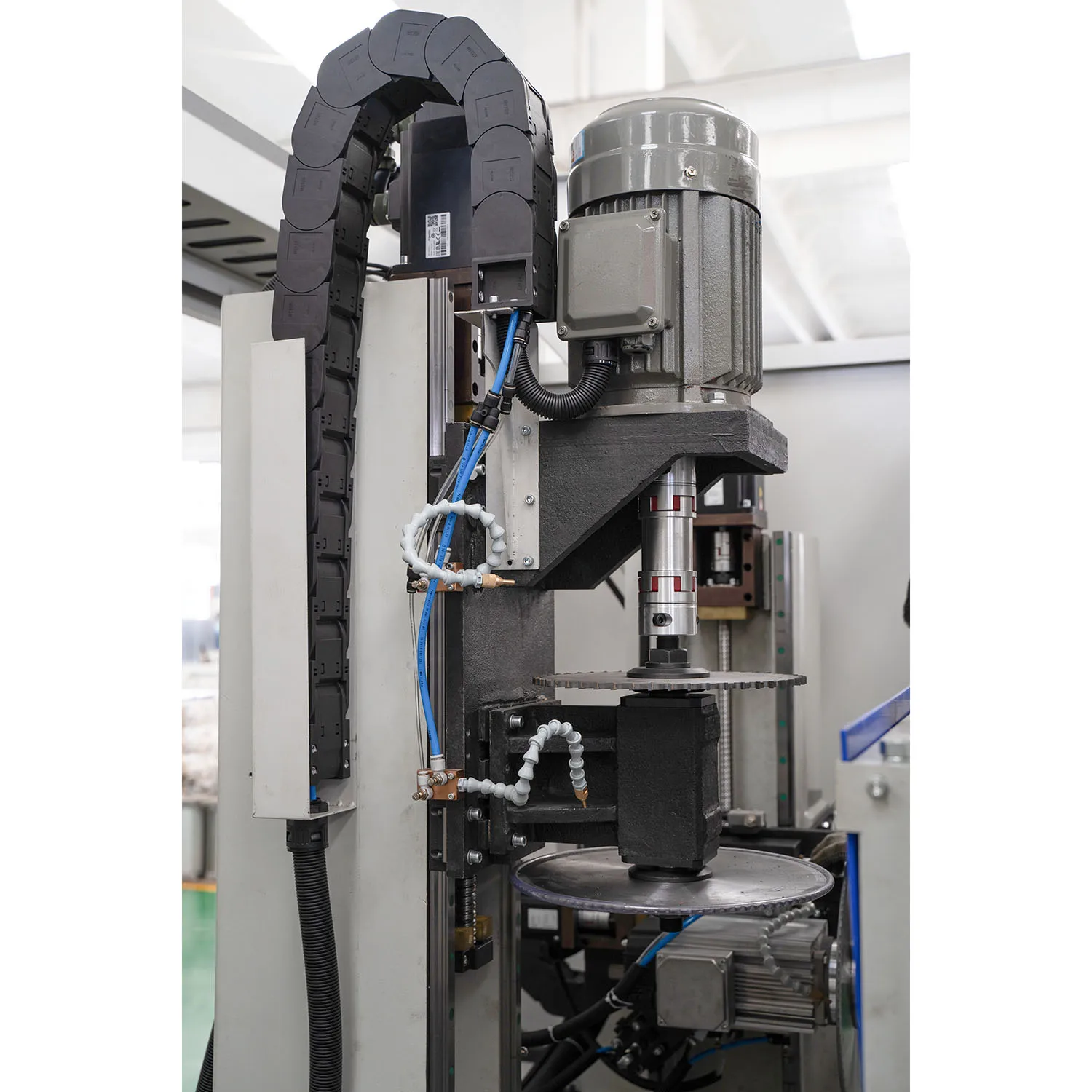 
China Aluminium and UPVC Profile Door and Window Making Machine End Face Milling Machine 