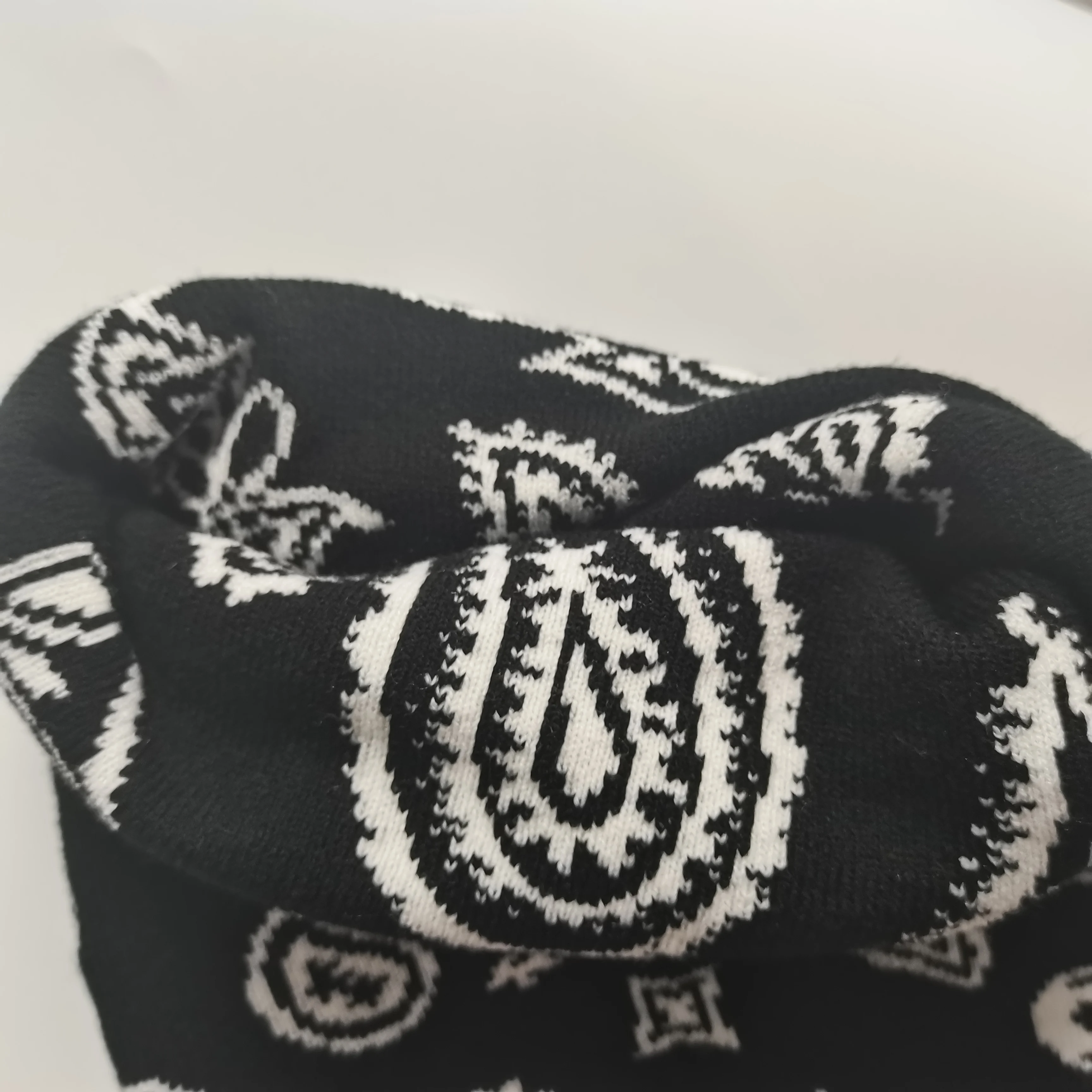 HK29 New arrivals fashion winter warm camo beanie camouflage hat bandanna jacquard knitted wool beanie acrylic hat for men