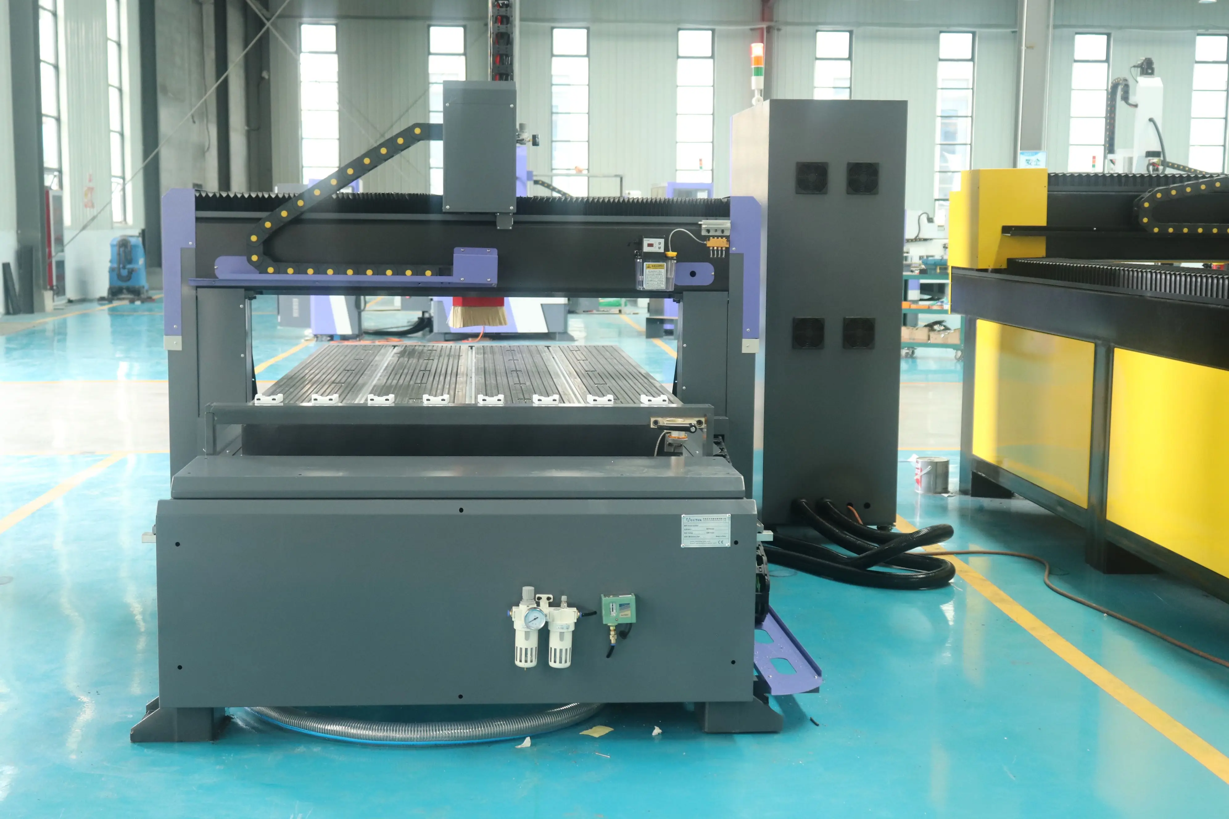 AccTek Router Cnc 1325 Wood Carving Machine Wood CNC Routers Auto Tool Changer