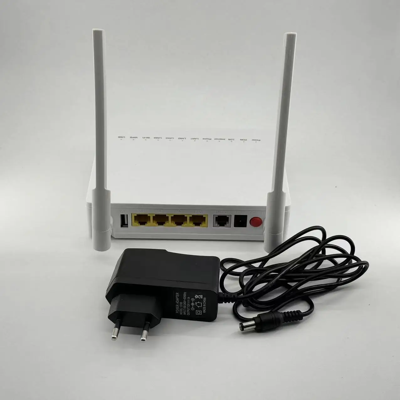 Best Deal Available F660 V8 GPON 1GE+3FE+1TEL+WIFI 2.4G ONU ONT FTTH Single Frequency