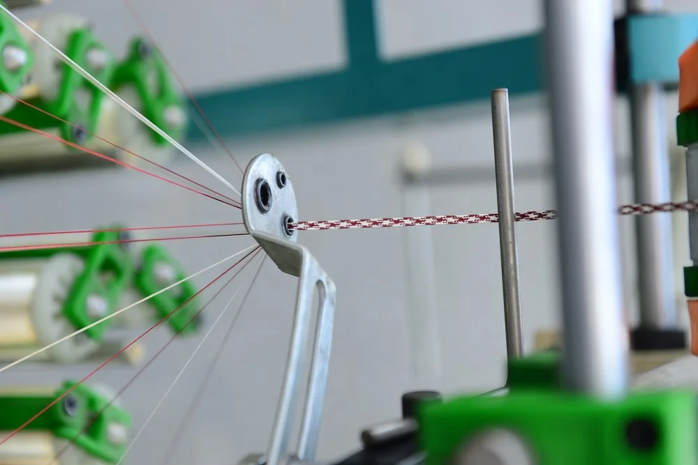  8 головок 13 шпинделей машина для плетения кружева