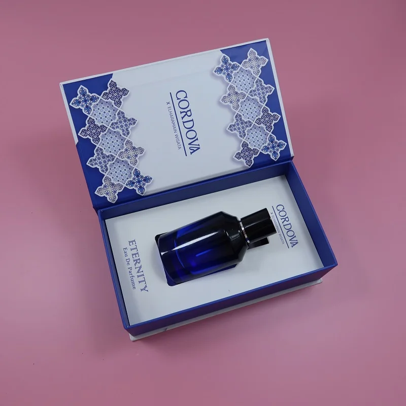Custom Color Cardboard  Magnetic Box for Essential Oil 50ml Perfume Packing Box Paper Luxury Packaging Gift Box With logo
