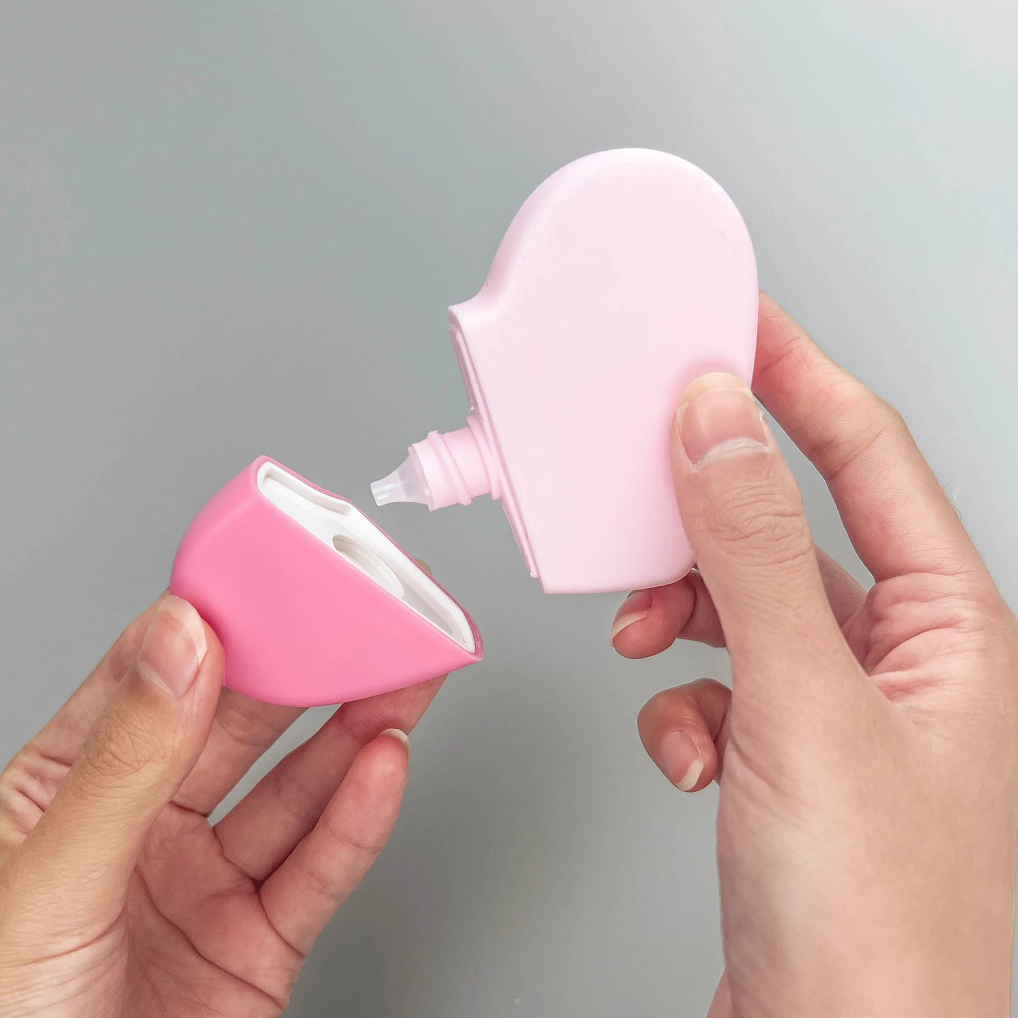 New design 50ml heart shaped sunscreen bottle sunblock bottle packaging hand cream tube container plastic squeeze