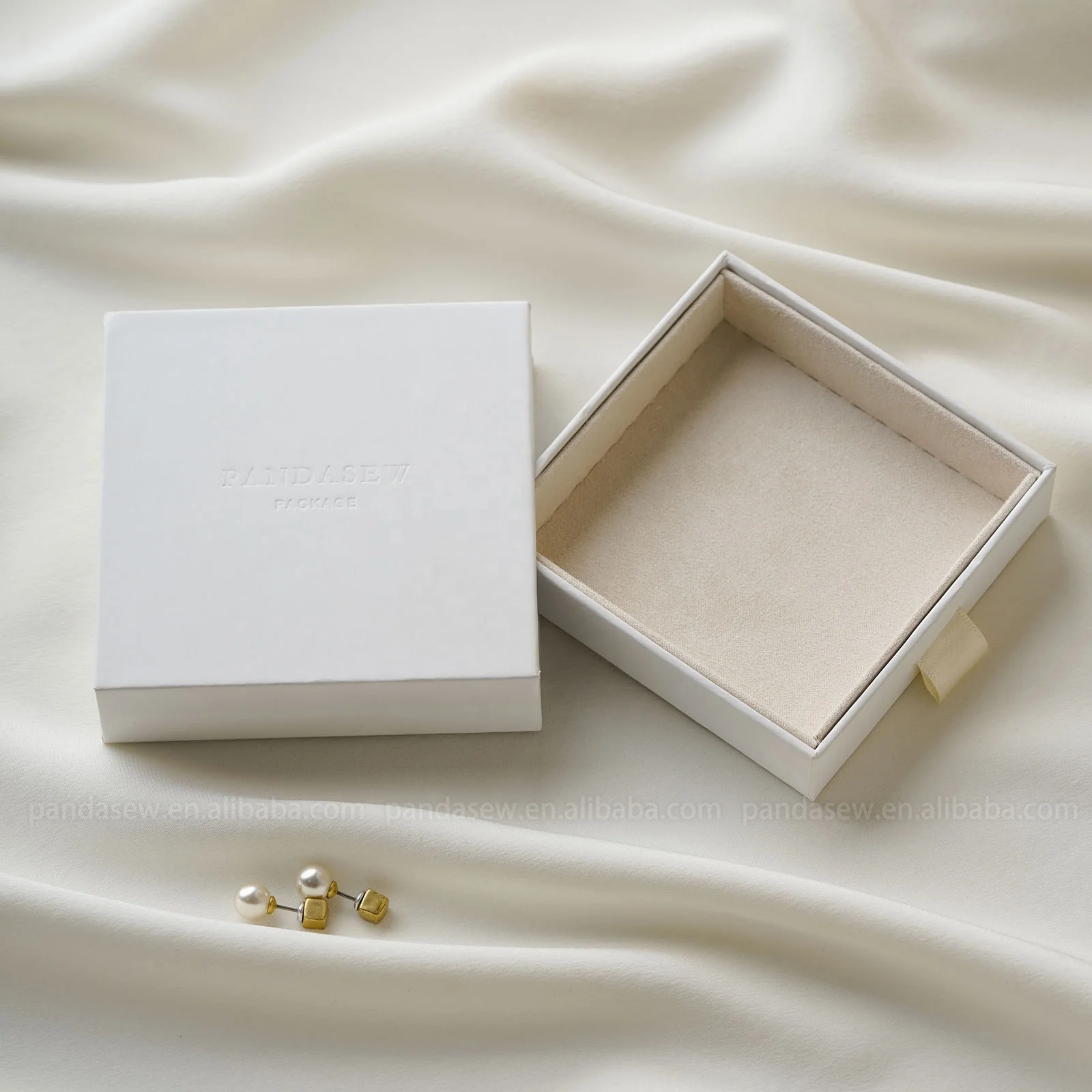 PandaSew Luxury Custom Logo Paper Jewelry Packaging Gift Drawer Box for Pendant with Microfiber Jewelry Pouch Insert Pad