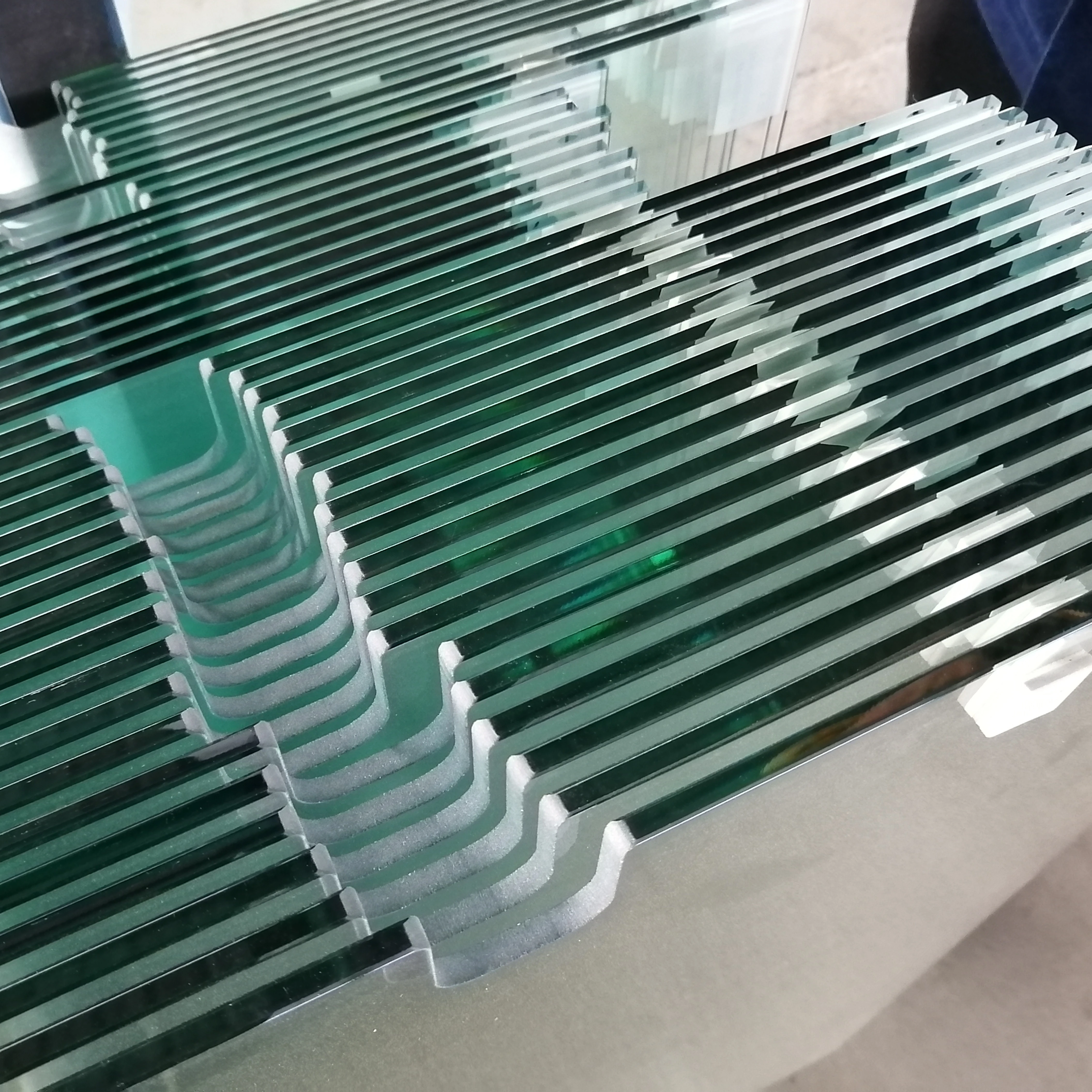 tempered laminated glass railing for expressway guardrail