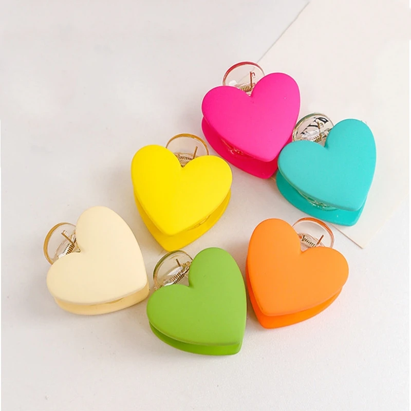 New fashion korean plastic heart mini small hair claw clips hair pins high quality hair claw clip for girls women