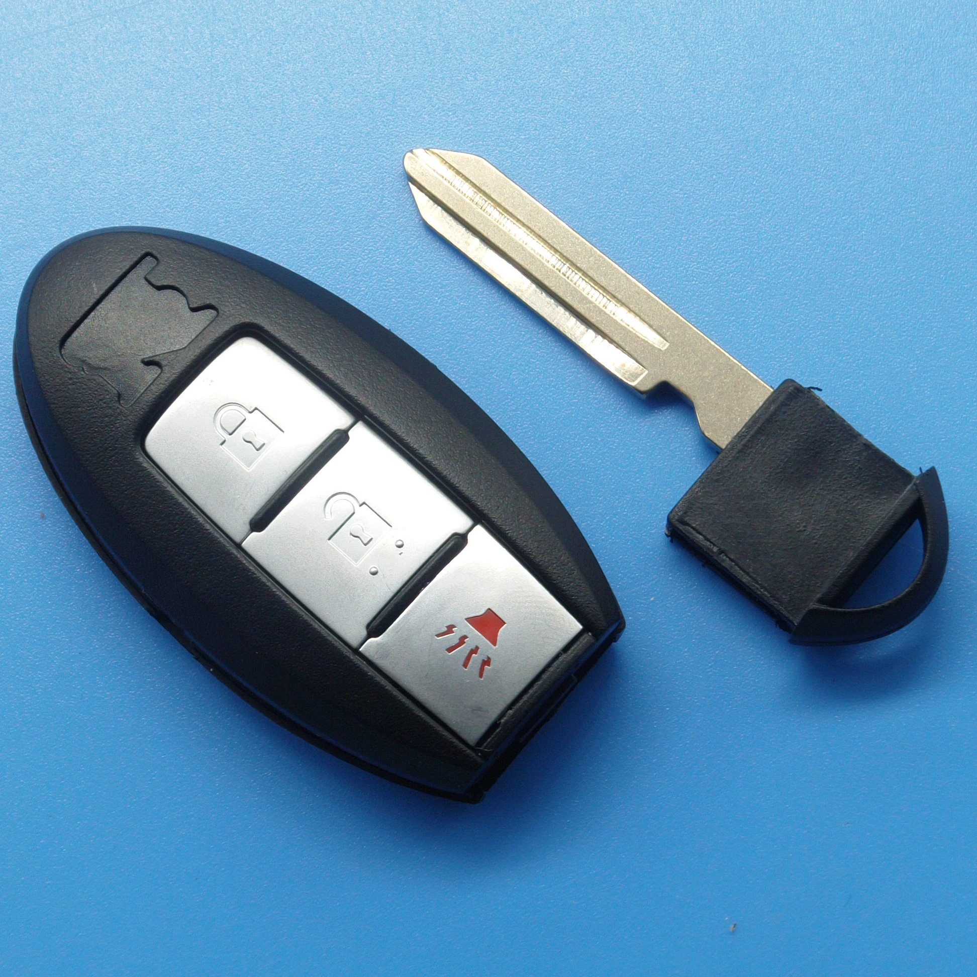 3 buttons smart keyless remote key fob case cover with uncut blade for N-issan GTR