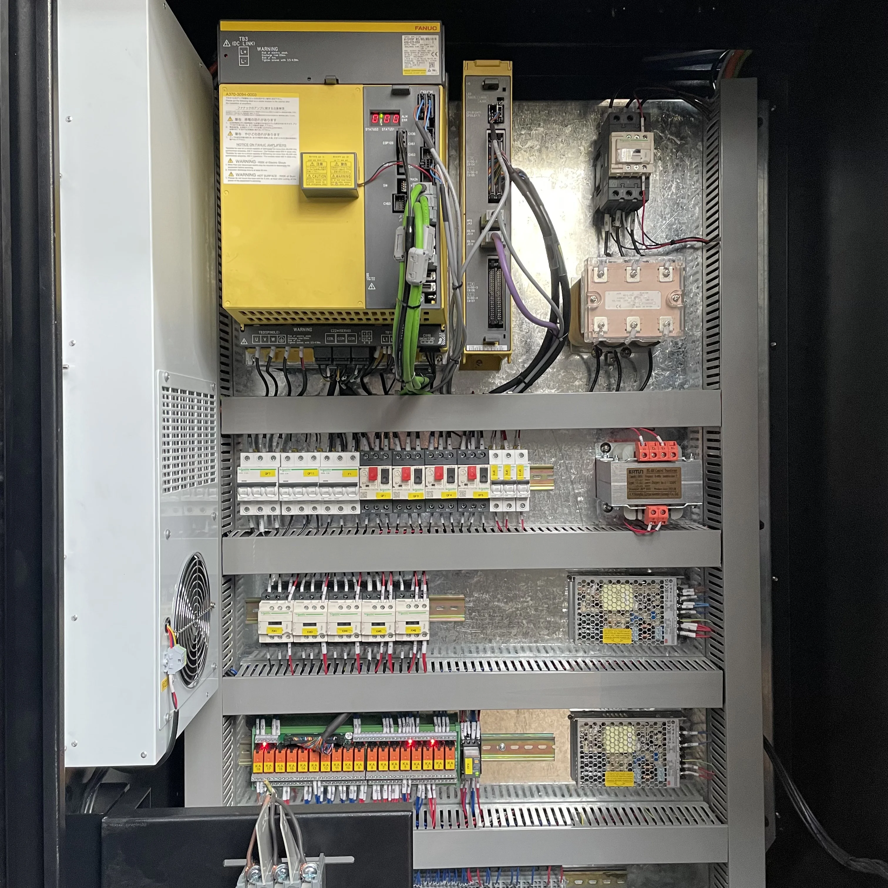 Mini Cnc Machining Center VMC500  With GSK control system