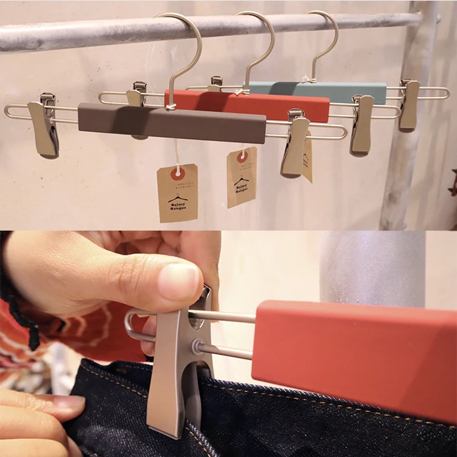 Small Lots 100 Pieces Available Non-slip Professional Kids Baby Storage Clothes Resin Sweater Coat Skirt Dress Hanger With Grip Clip