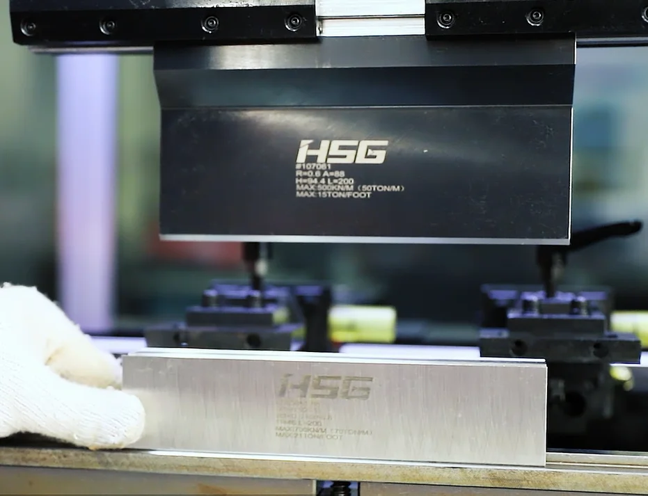 Гибочный станок Cnc Plc ручной листогибочный 63 тонны гидравлический Nc