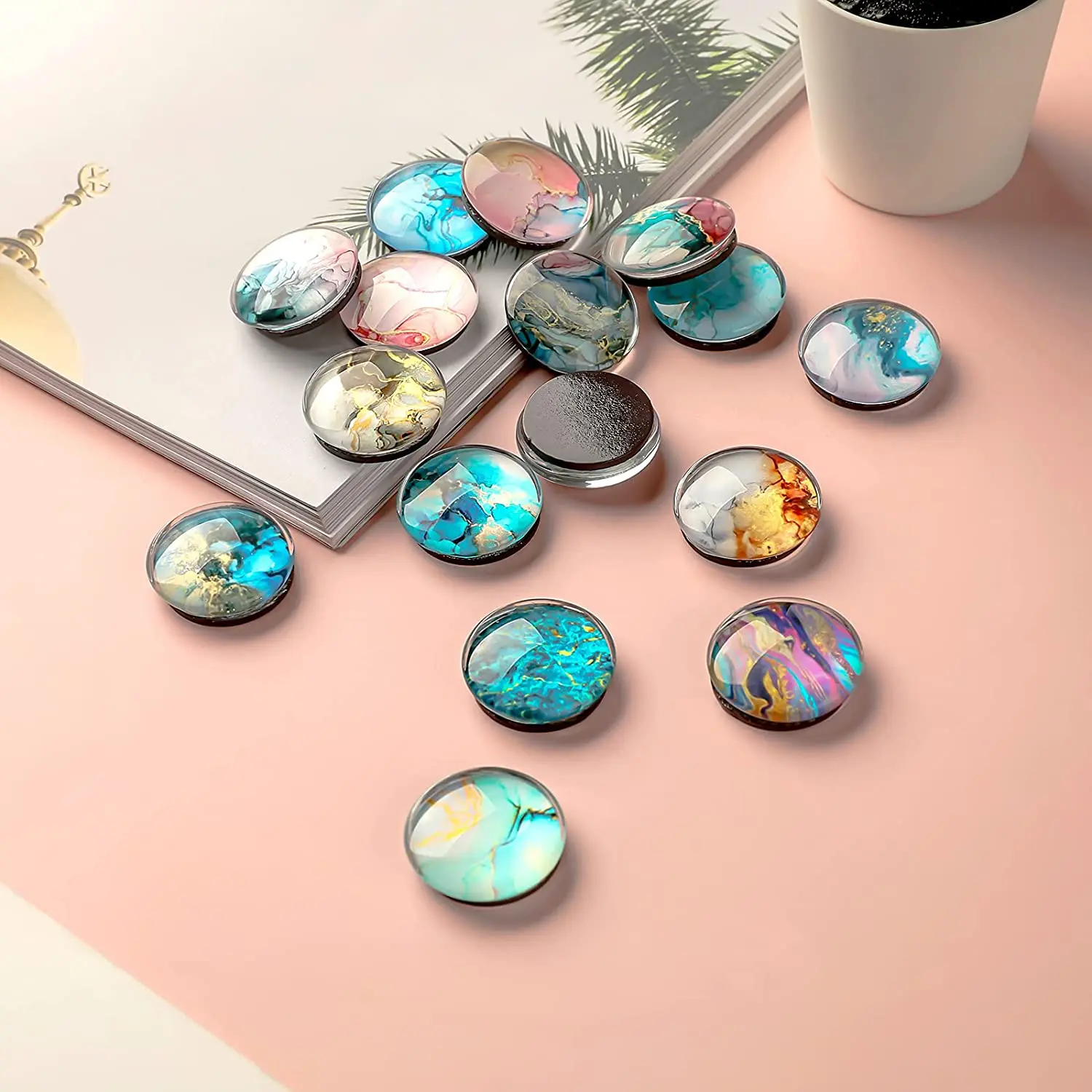 Factory Custom Round Crystal Glass Fridge Magnets For Home Decorative