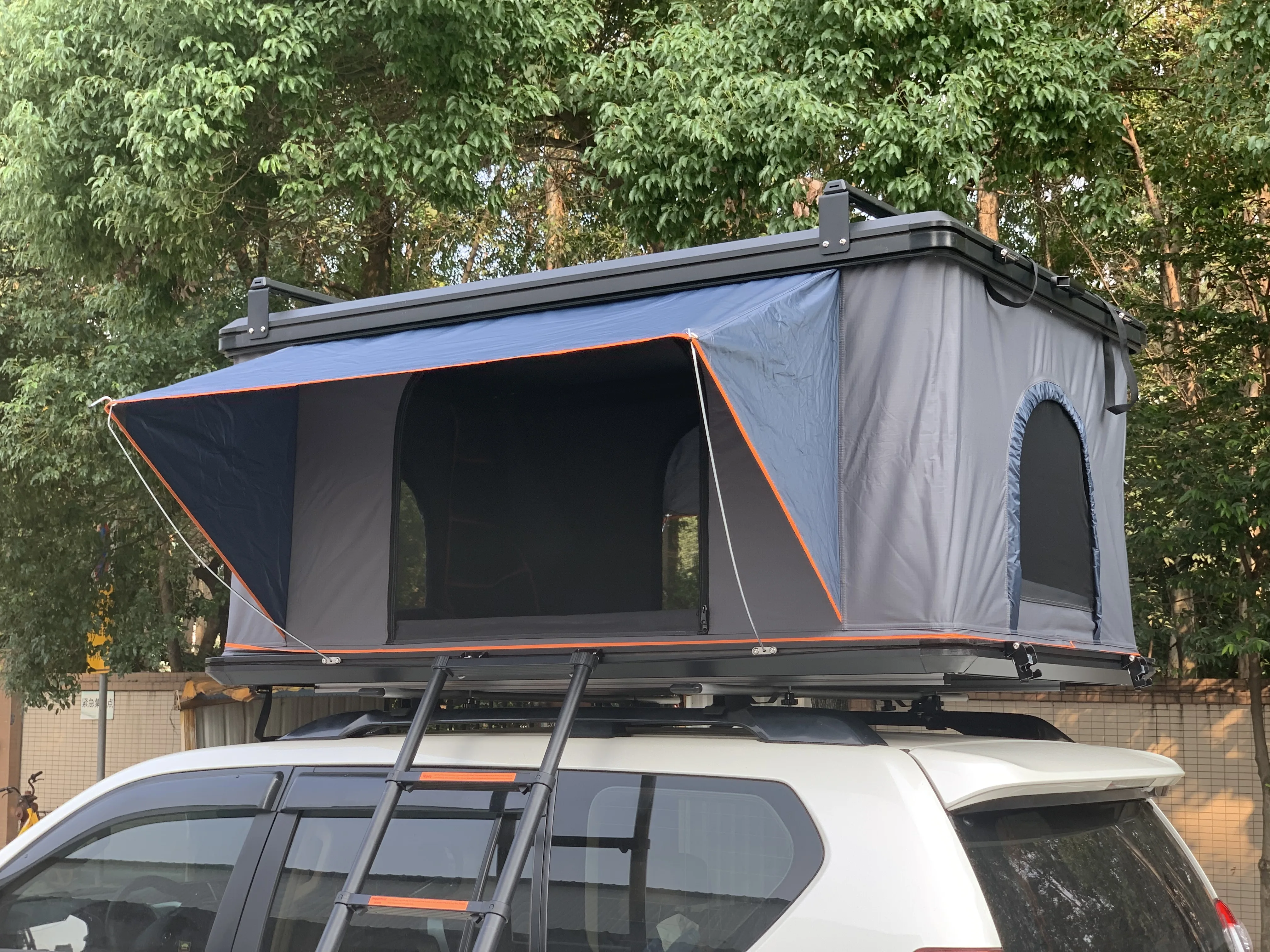 Hot sale Geertop Semi-automatic hydraulic straight support Quick Pitch Roof Top Tent