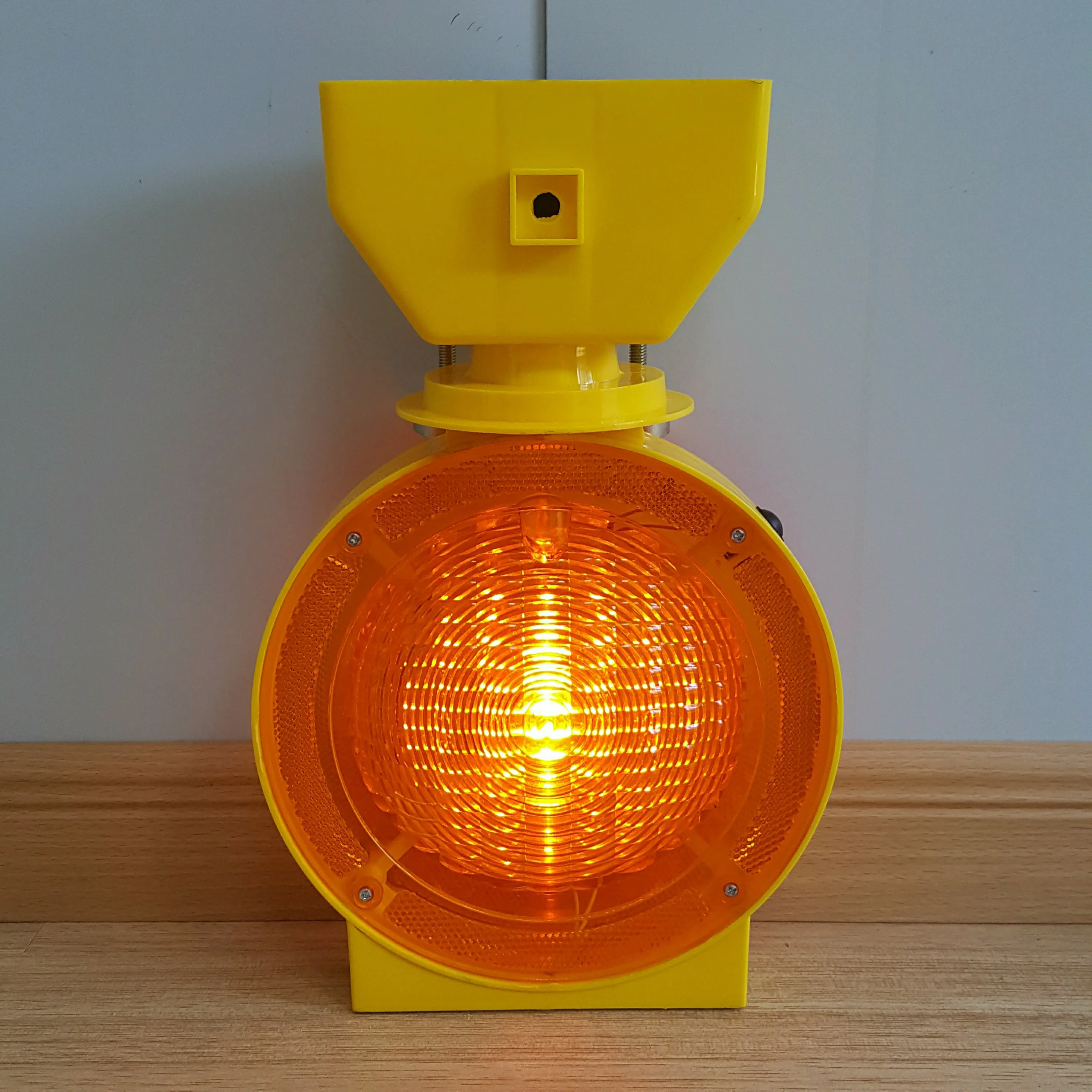 
125MM Solar Blinker Flasher Traffic Warning Light 