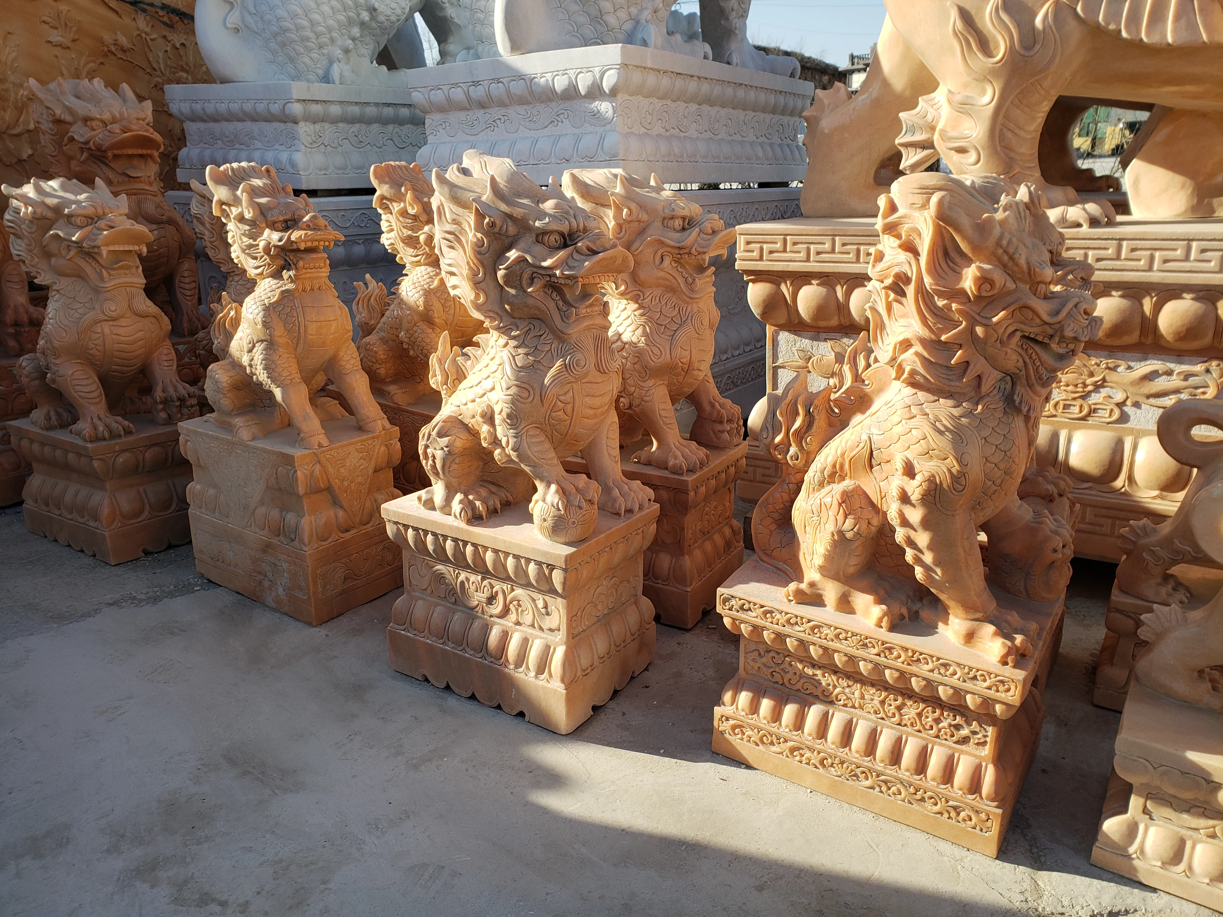 Outdoor Garden Decor Hand-carved Marble Dragon Stone Statue Sculpture Chinese Dragon Statue