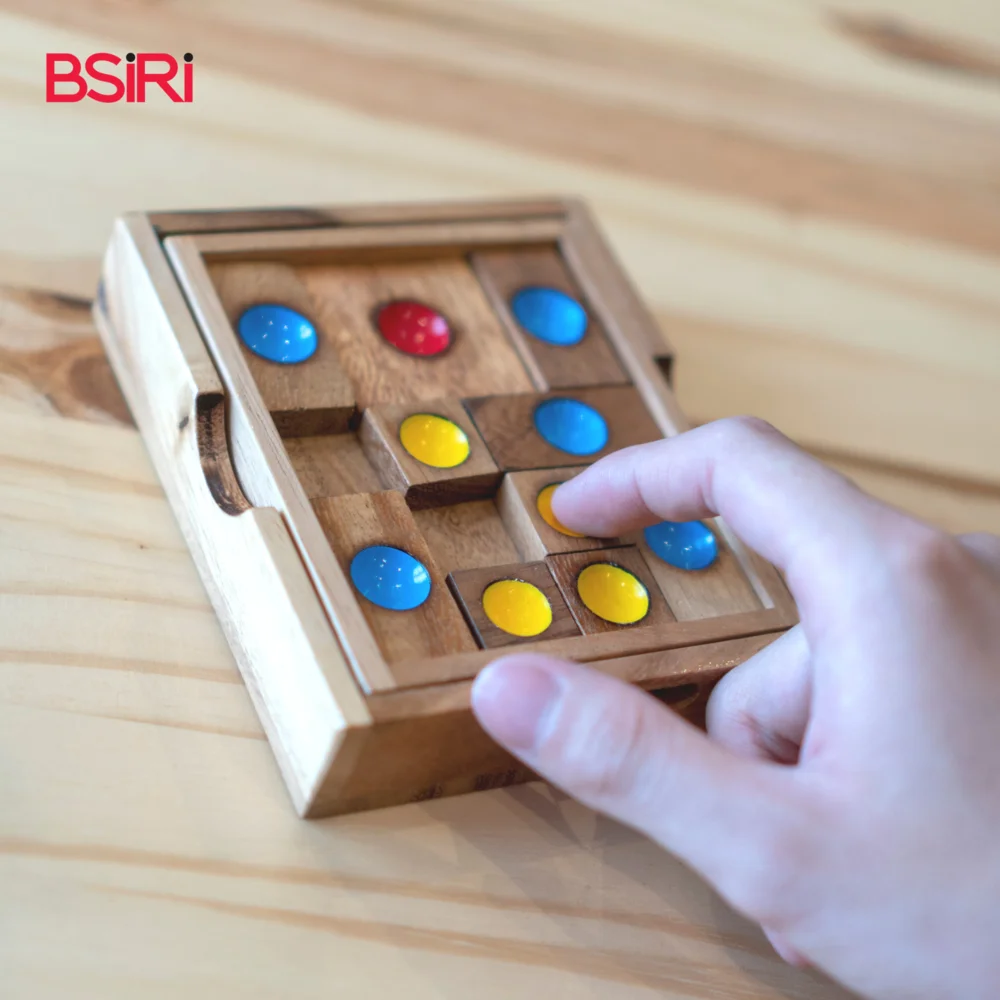 Escape 21 Educational Puzzle Play Things Play to fun at Home and holiday with family OEM Best Seller Wooden Toys For Kids