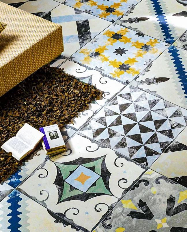 New style hot selling Europe design colorful ceramic tiles for bathroom kitchen decoration