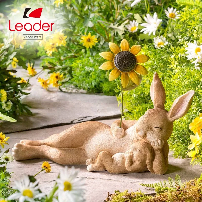 Lovely Garden Decor Polyresin Cat Statue Figurine Resin Mama Cat Kissing Kitten Sculpture