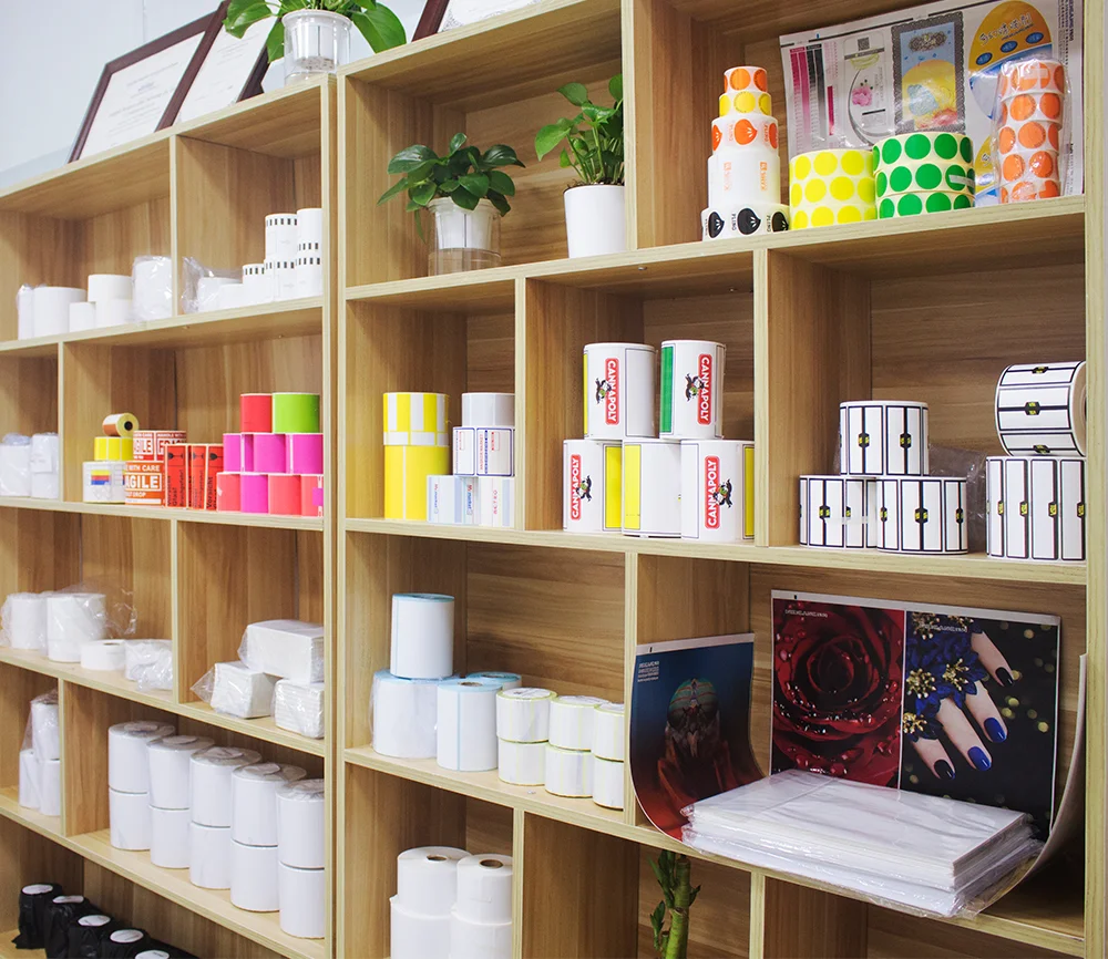 Spot Wholesale Self Adhesive Paper Sticker Barcode Label Waterproof Thermal Sticker Label Roll