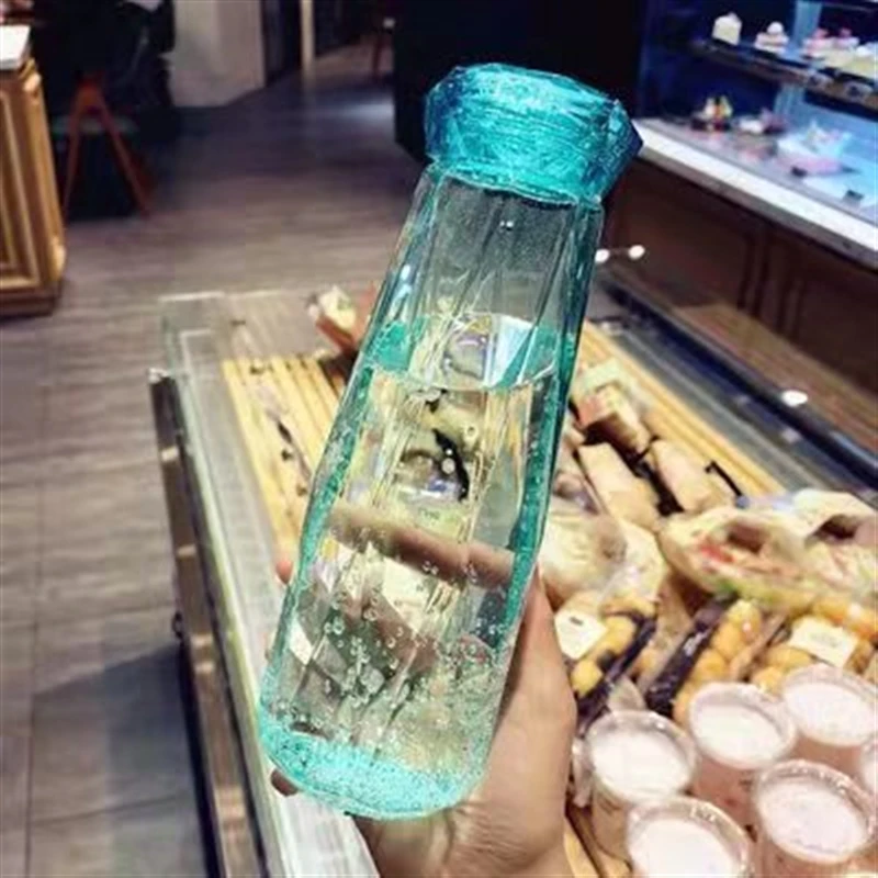 Crystal Infused Gem Water Bottle Wellness 500ml Glass Water Bottle Wholesale Coloured Stone Minimalist Glass Cup