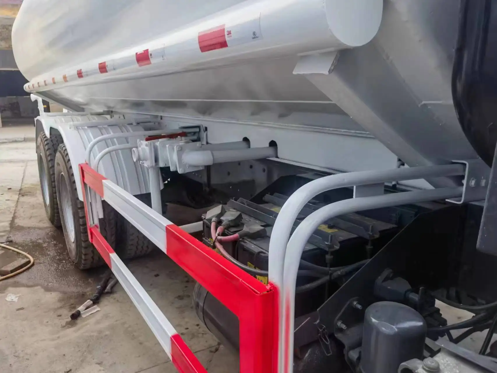 Good Quality Top Selling used 21 - 30T Mini High Pressure Water Tanker Trucks For Drinking Water