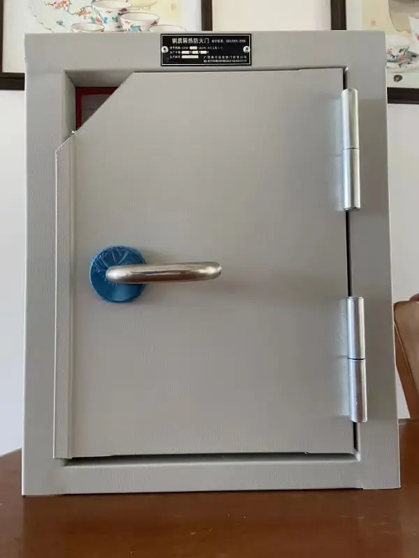 Shaneok Fireproof Metal Emergency Exit Door with Window Vision Fire Rated Steel Door for Mall Application