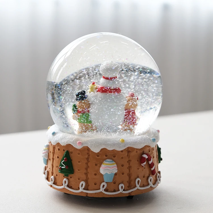 2023 Custom Made  Snow Globe Christmas  Crystal ball  snowglobe The Gingerbread Man snow globe  For Holiday Decoration