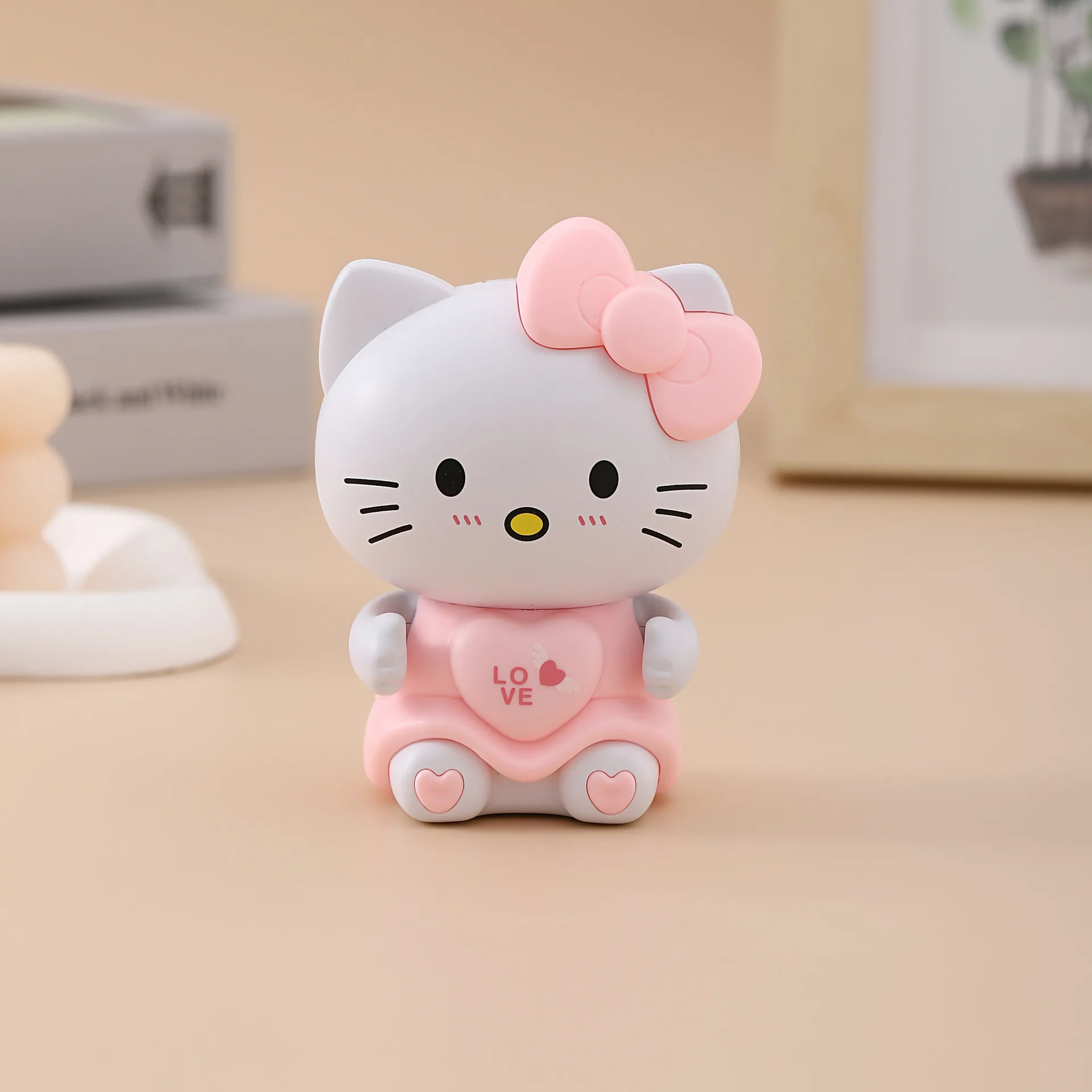 Фигурка куклы из аниме