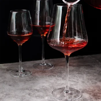 cabernet pinot noir wine glass