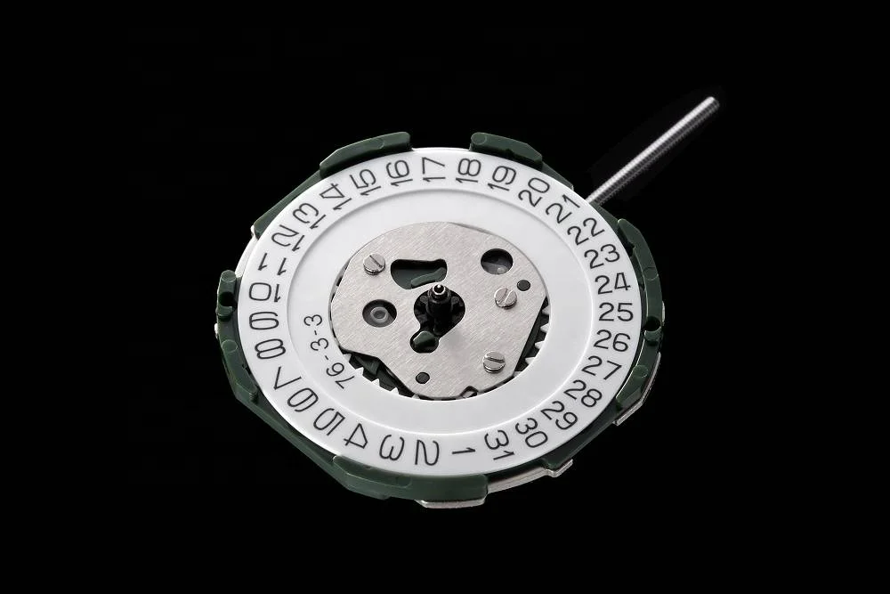 Miyota 2115, 3 года службы батареи, кварцевый механизм с 3 стрелками и датой