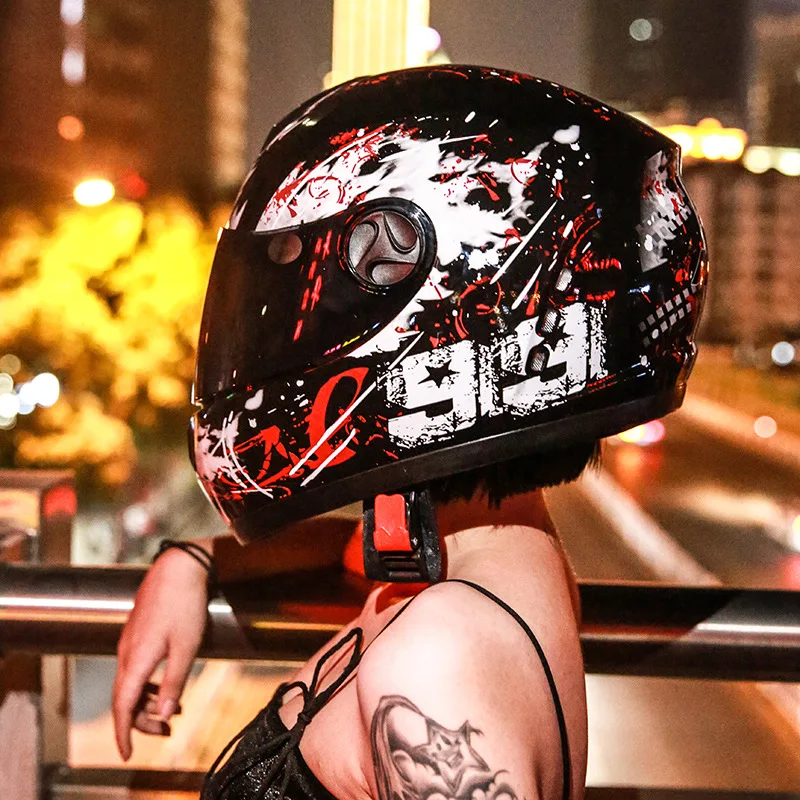 Wholesale Helmet Motorcycle Vintage Motorbike helmet Cool Style Security Protect Bike Motor Motorcycle Venom Helmet Motorcycle