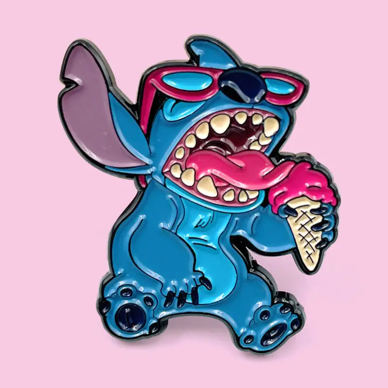 Manufacturers wholesale cartoon brooch pin custom stitch metal badges funny cute cartoon enamel pins