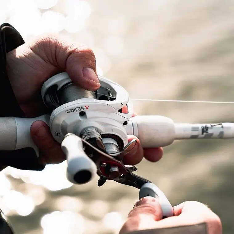 Wholesale Abu Garcia ZATA V Low Profile Reel Baitcasting Fishing Reel 5BB 7.1:1 9kg Max Drag Casting Fishing Reel