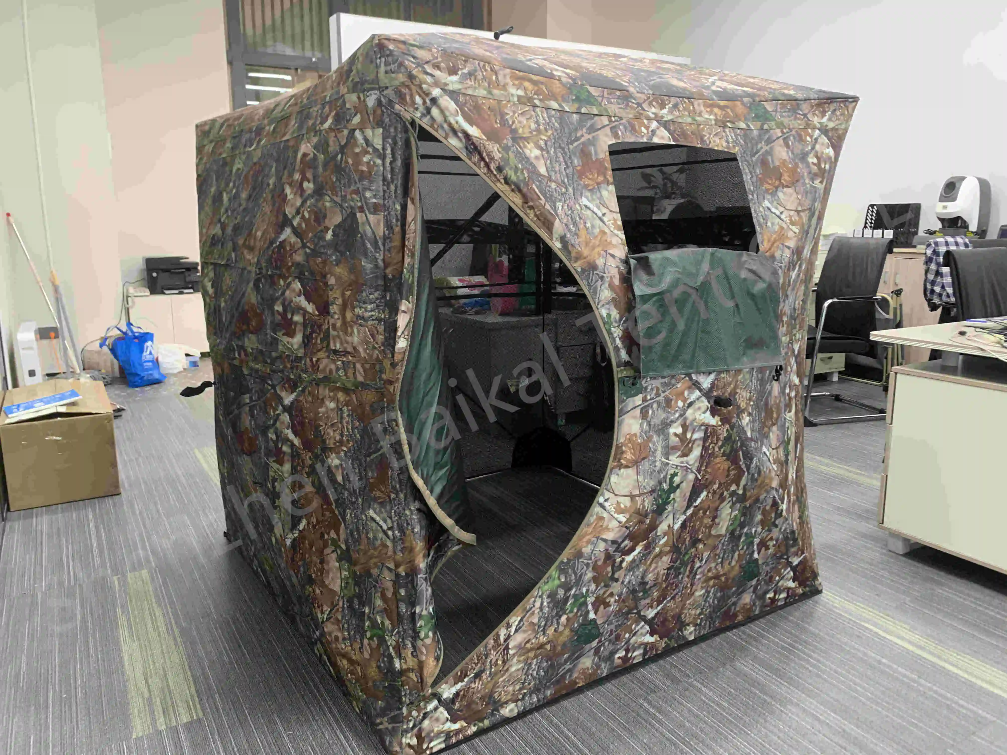 See Through Portable Durable Hunting Tent for outdoors