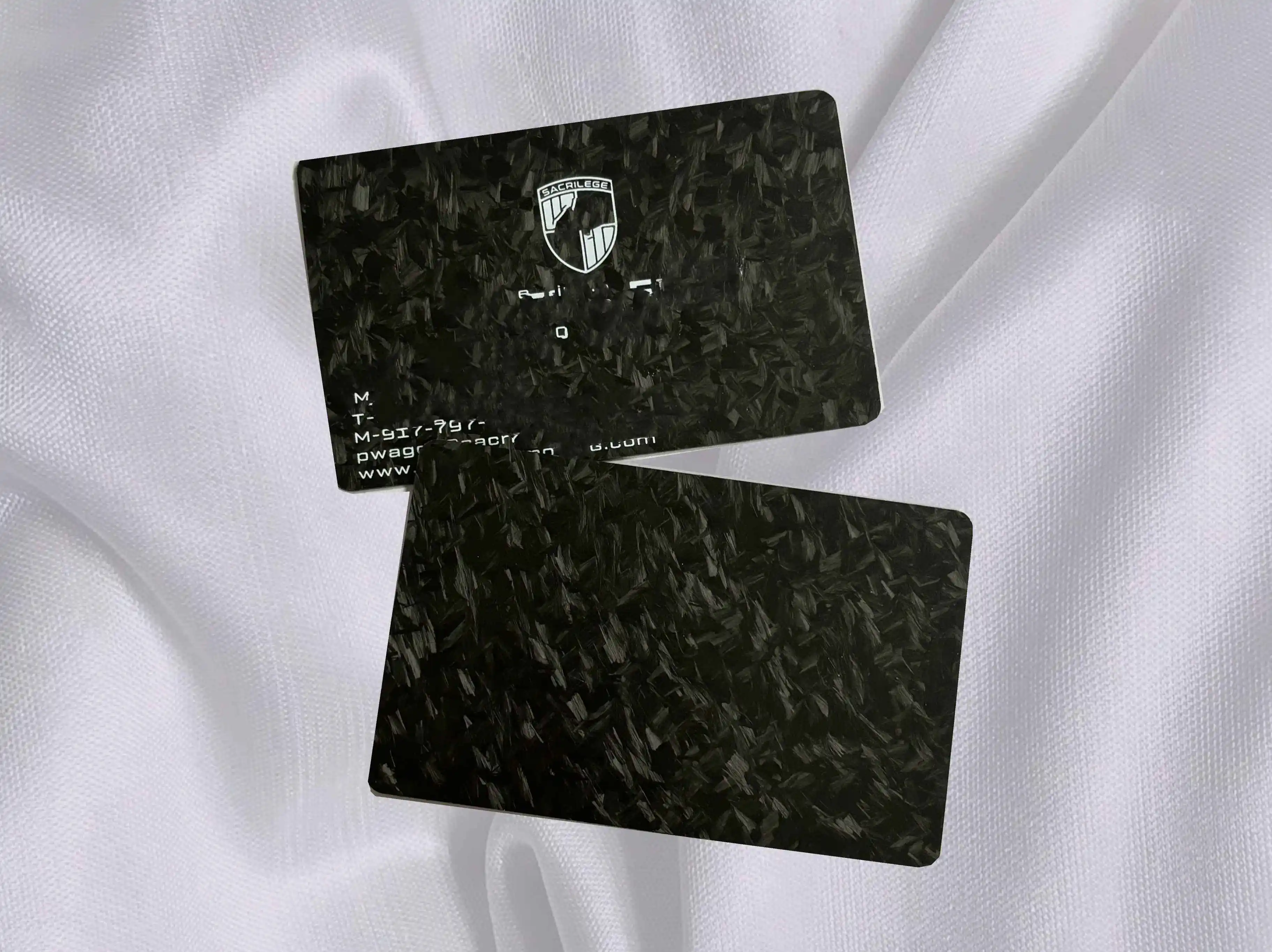 Custom Silkscreen printing High-End Carbon Fiber With Different Background Pattern High Class Business Card VIP Member ship Card